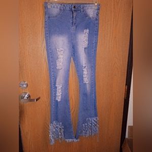 KREAMY women's blue shredded ripped jeans size 9